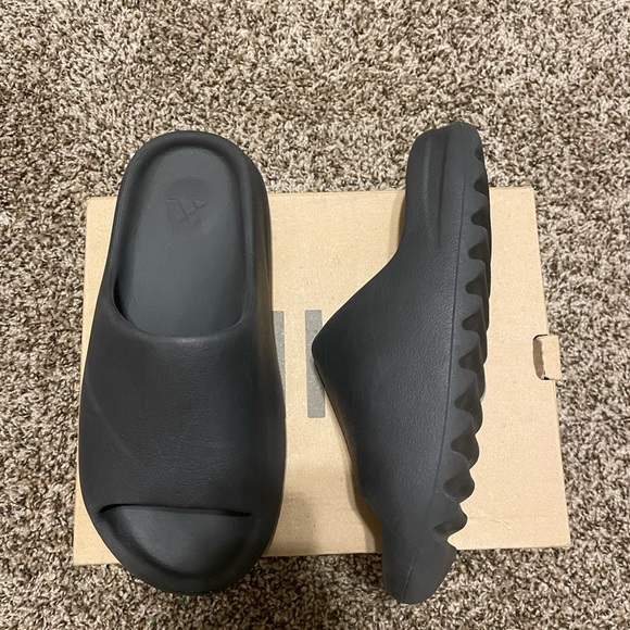Yeezy slide onyx - Picture 1 of 4